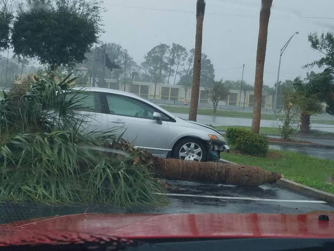 Paso del huracán Matthew por Florida