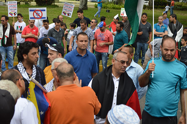 Comunidad palestina en Valencia marchó en rechazo de genocidio contra la Franja de Gaza
