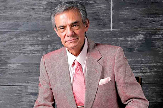 José
