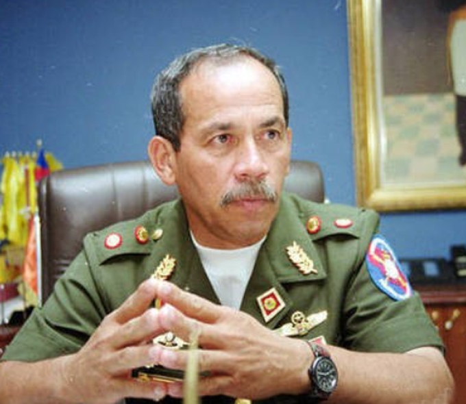Víctor Cruz