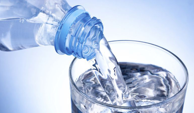 agua embotellada