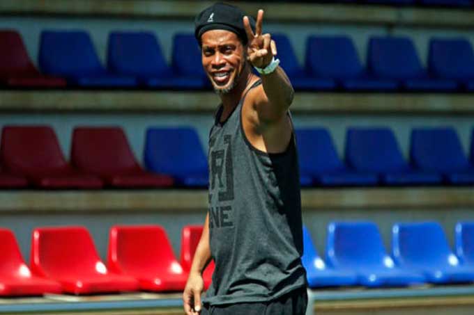 Ronaldinho positivo covid-19