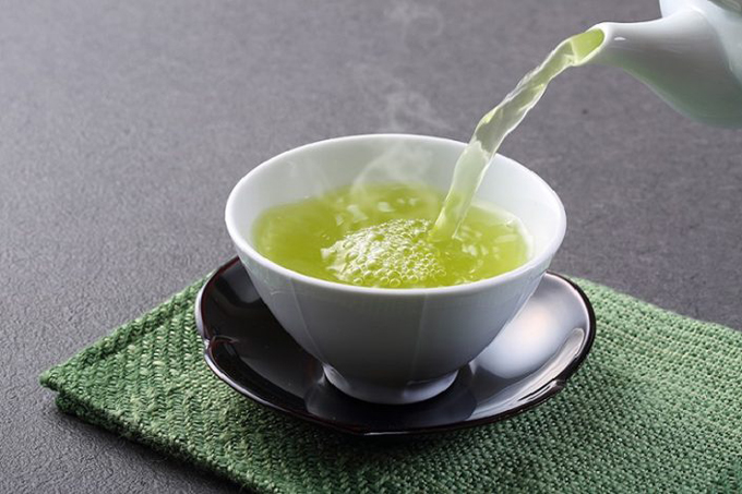 té