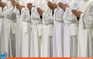 papa Francisco ordenó sacerdotes