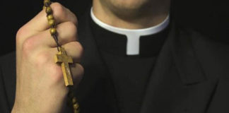 sacerdotes abuso sordos- Noticias Ahora