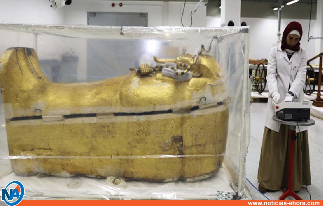 Egipto restauración sarcófago Tutankamón