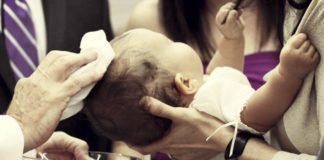 sacerdote ruso agredió a bebé - Noticias Ahora