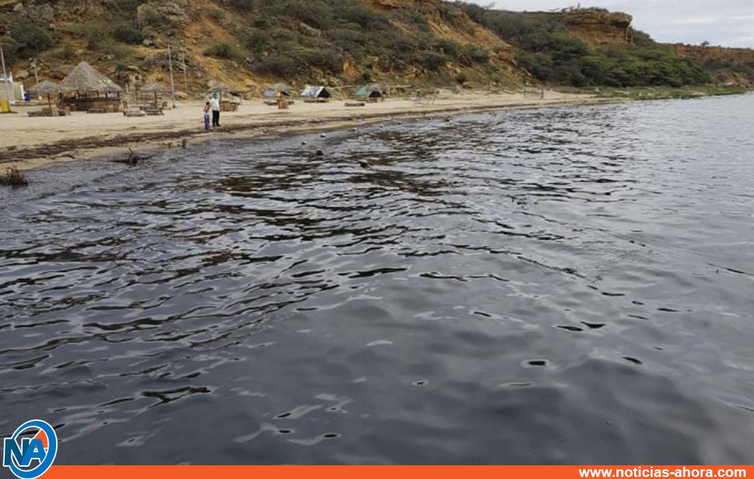derrame de petróleo en playas - noticias ahora