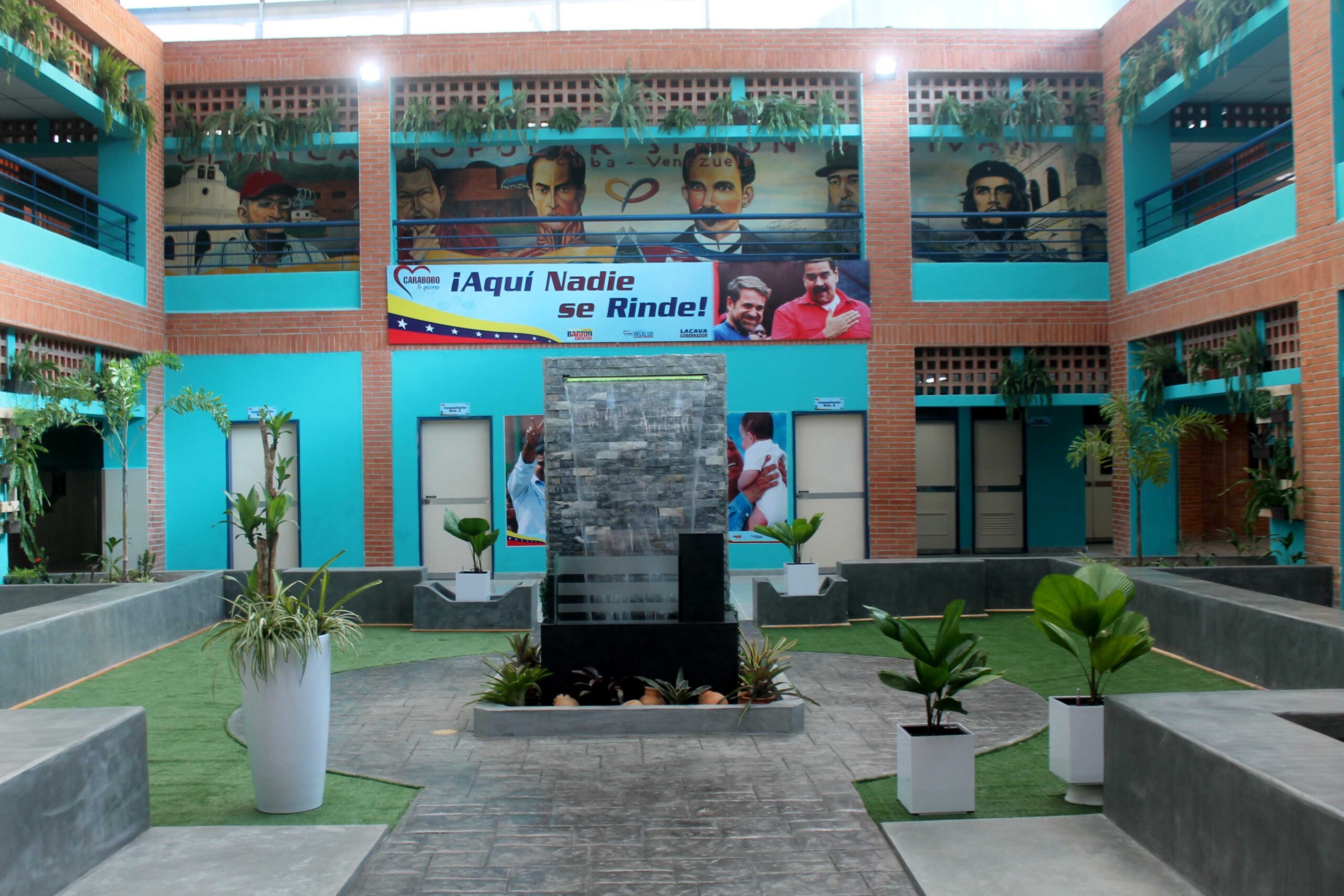 Lacava inauguró Unidad de Cuidados Intensivos