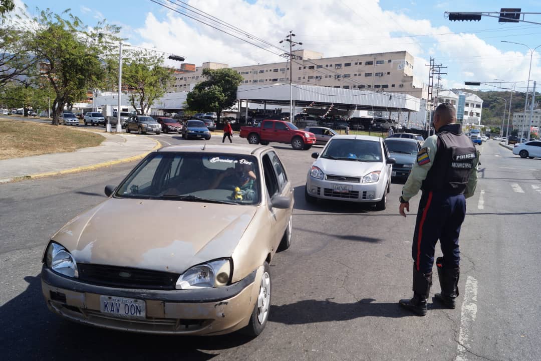 Policía de Naguanagua desplegada por el municipio