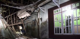 Fuerte terremoto en isla de Indonesia