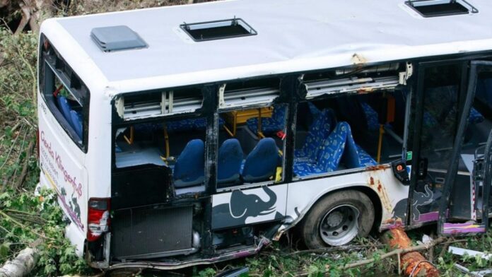 Accidente de autobús dejó 17 muertos