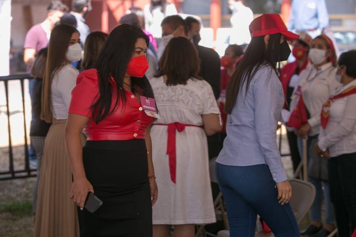 Diputada usó a comunidad LGBT para reelegirse - 1