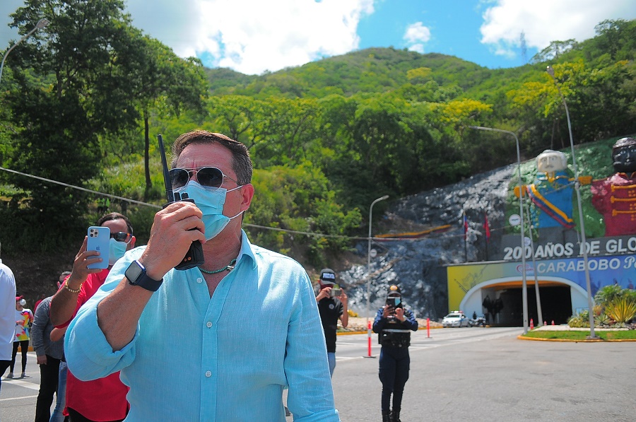 Lacava reinauguró Túnel La Cabrera