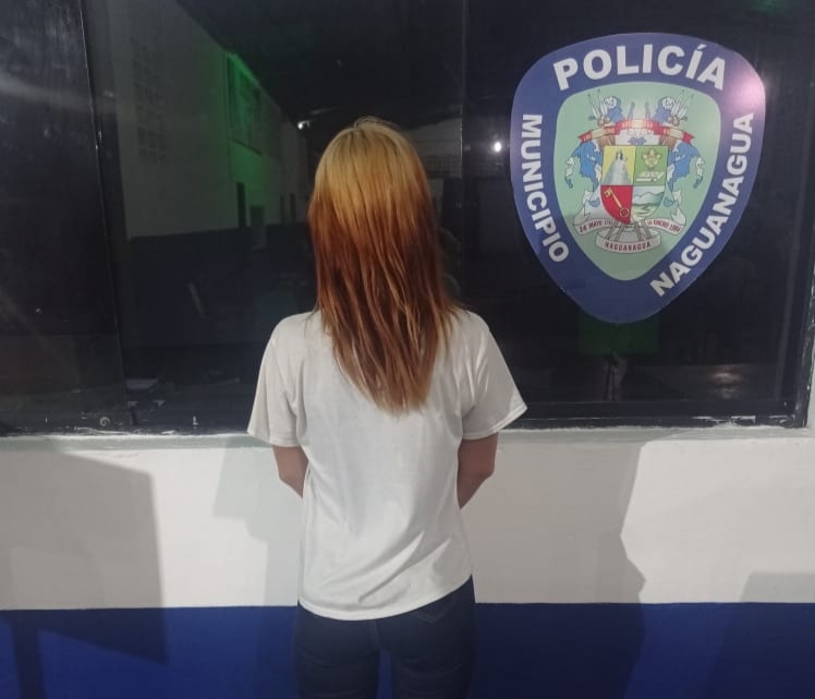PoliNaguanagua detuvo a pareja
