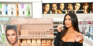 Kim Kardashian cerrará su marca de cosméticos