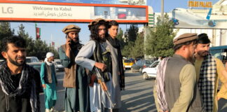Banco Mundial suspende apoyo financiero a Afganistan