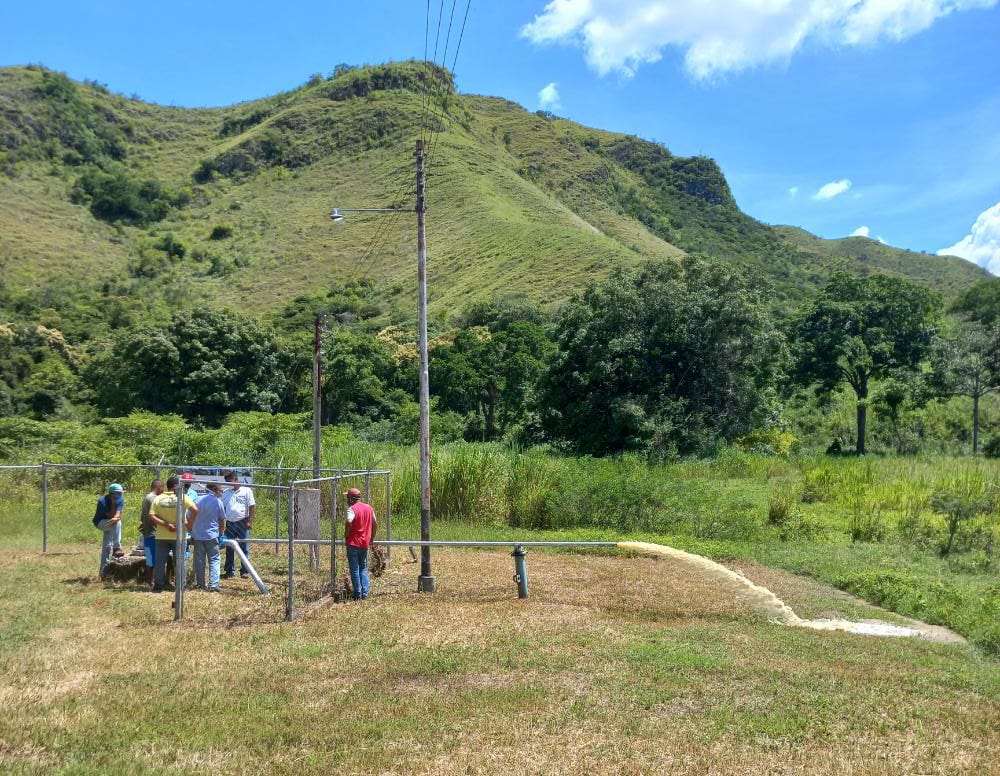 Fairuth Ortega reaperturó bomba de agua (1)