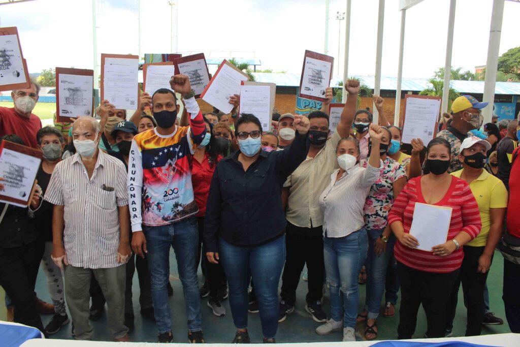 Ana González entrega actas SITUR