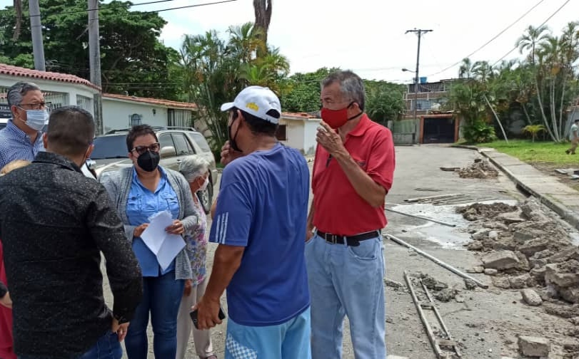 rehabilitación de cancha deportiva en La Campiña 