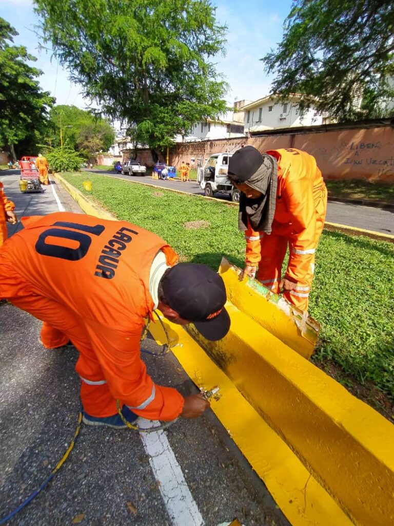 Lacava despliega trabajos de saneamiento
