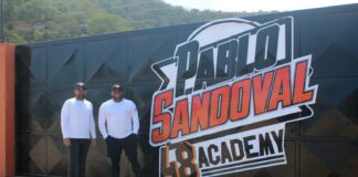 Pablo Sandoval de visita en su academia