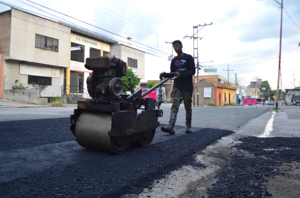 plan de bacheo y recuperación vial en Naguanagua