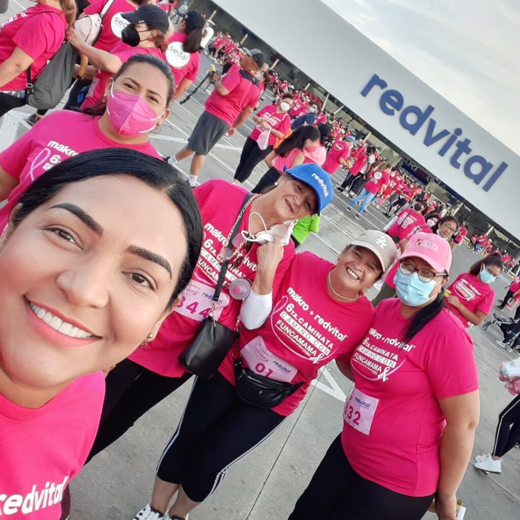 Funcamama realizó Sexta Caminata Rosa 