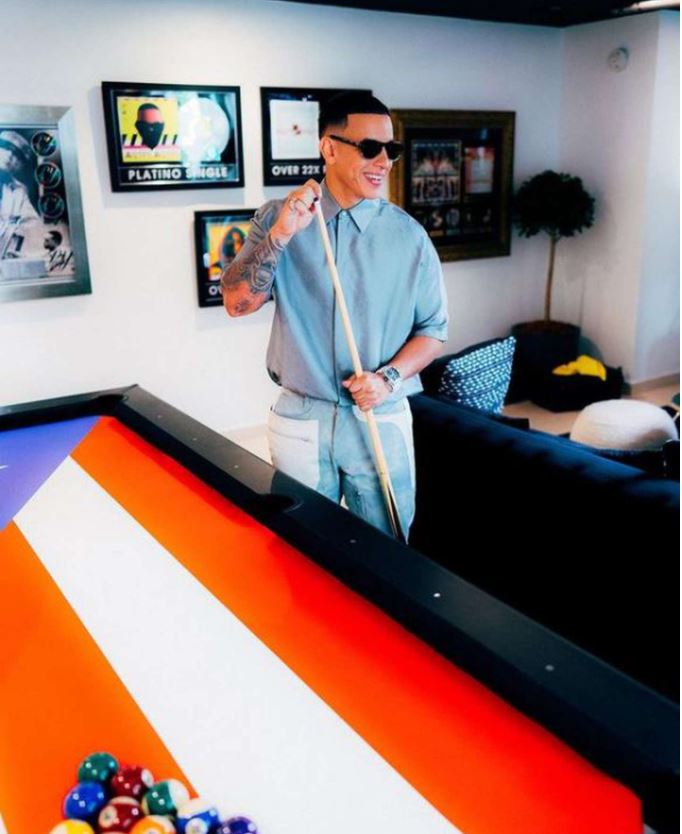Mansión de Daddy Yankee - 01
