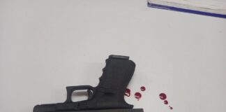 Niño se disparó en una escuela de México - NA