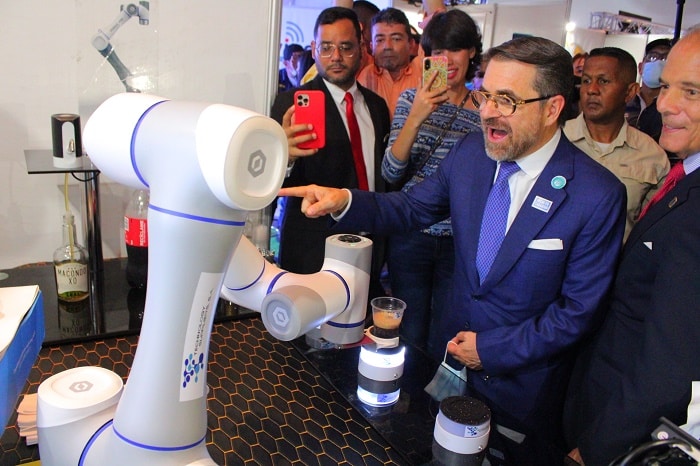 Gobernador Rafael Lacava