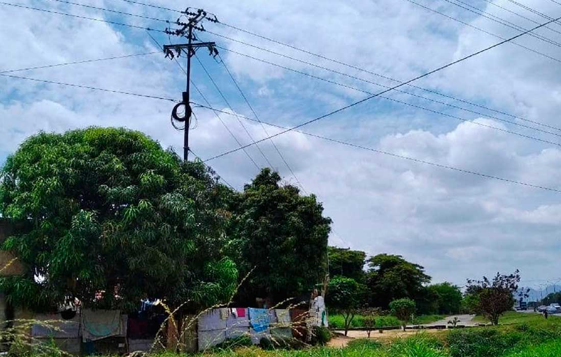 El Carmen Norte postes de luz