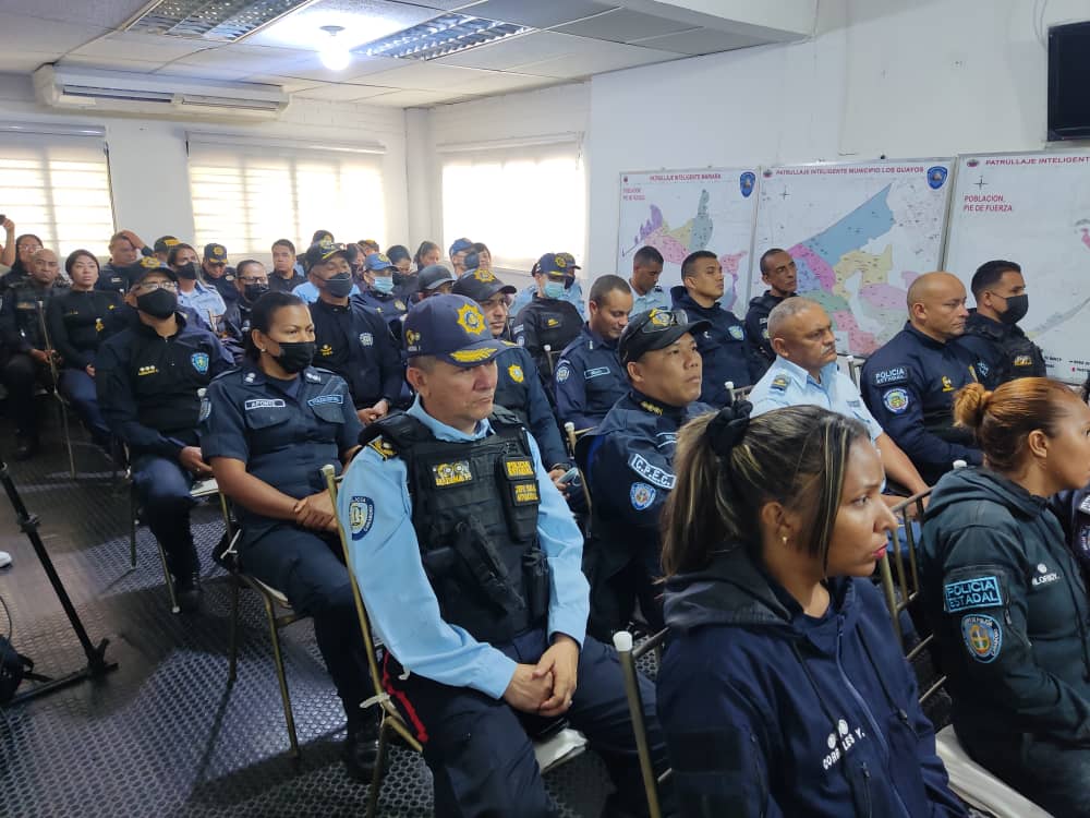 charla DDHH a PoliCarabobo
