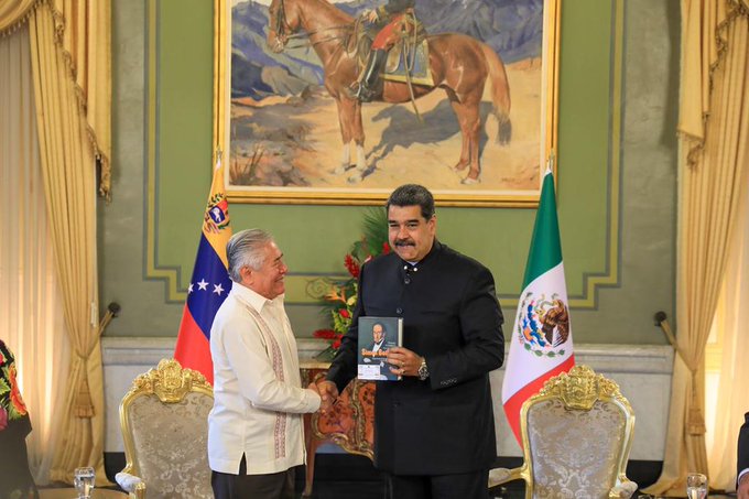 Maduro recibió Cartas Credenciales 2 - NA
