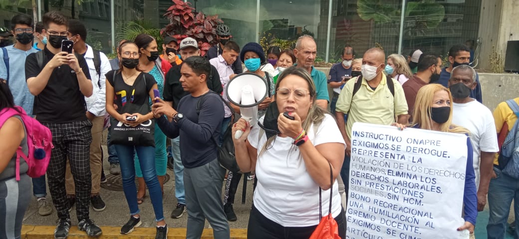 Educadores protestaron rechazo bono vacacional